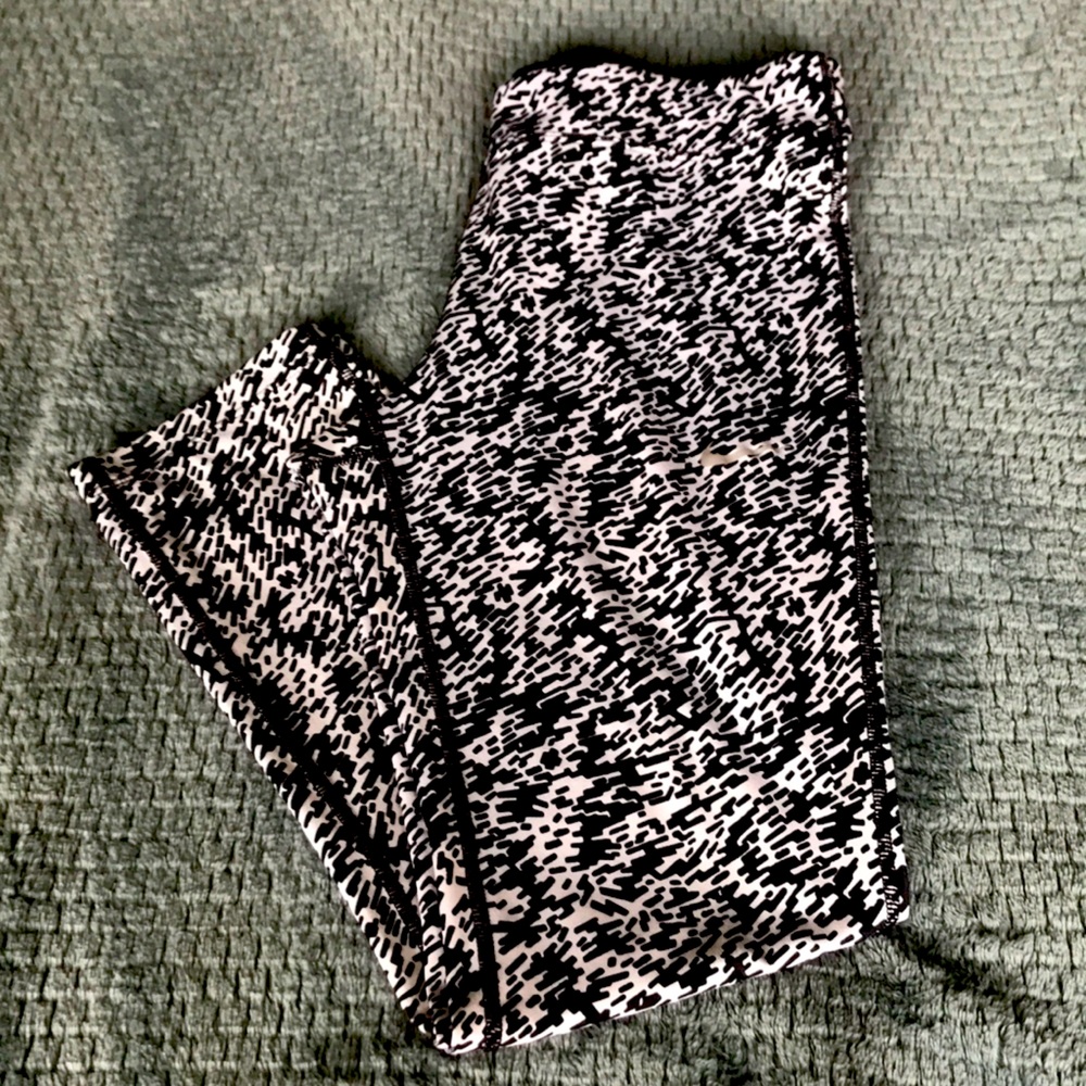 NIKE running capris